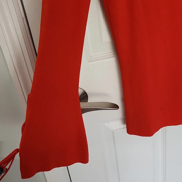 Cyrus Orange Flare Sleeve Sweater - Picture 6 of 13